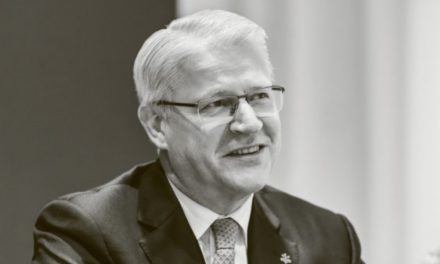 Markus Ronner to succeed Lukas Gähwiler as Chairman of UBS Switzerland