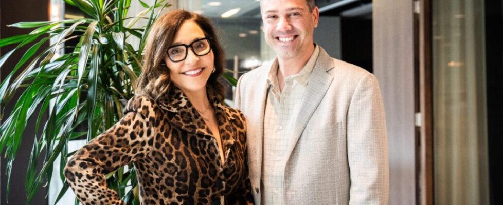 Yoni-and-Linda-1536x1024