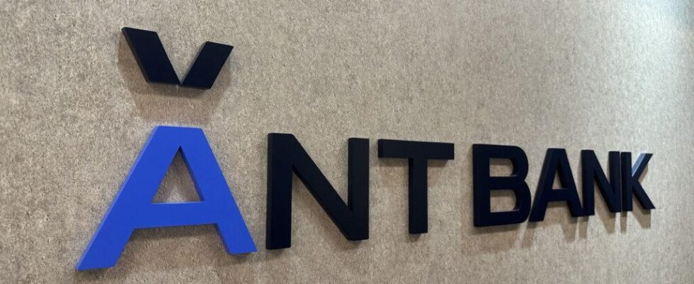 Ant_Bank_(Hong_Kong)_Secures_100_Million_Investment_from_Ant_International_to_Expand_Collaborations_and_Drive_Financial_Development