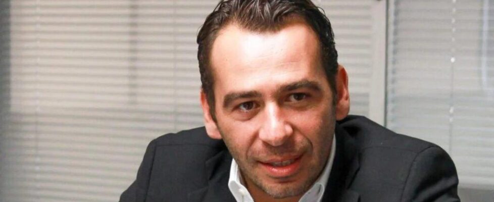 Costas Cleanthous XM