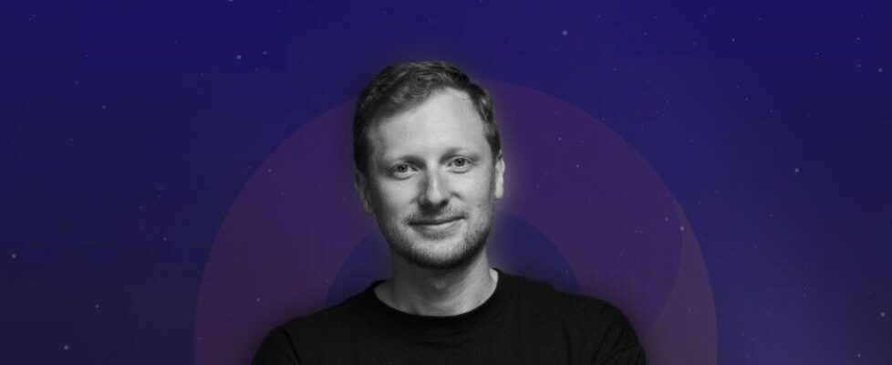 Axcera Dmytro Nikandrov