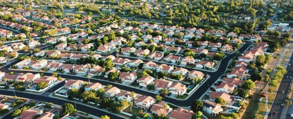 US suburbs houses mortgages