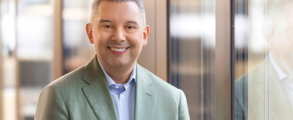 mike-dargan-download