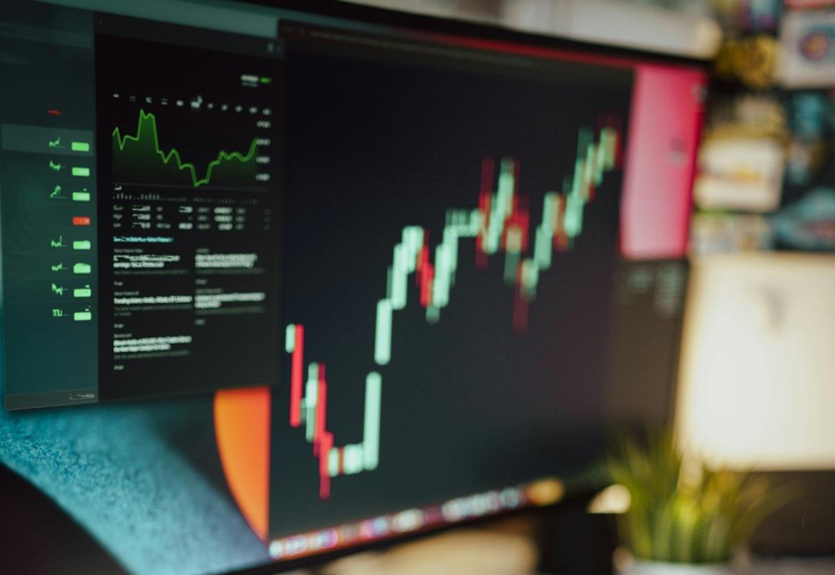 Will Investors Experience a Year-End Stock Market Rally in 2025? - FX ...