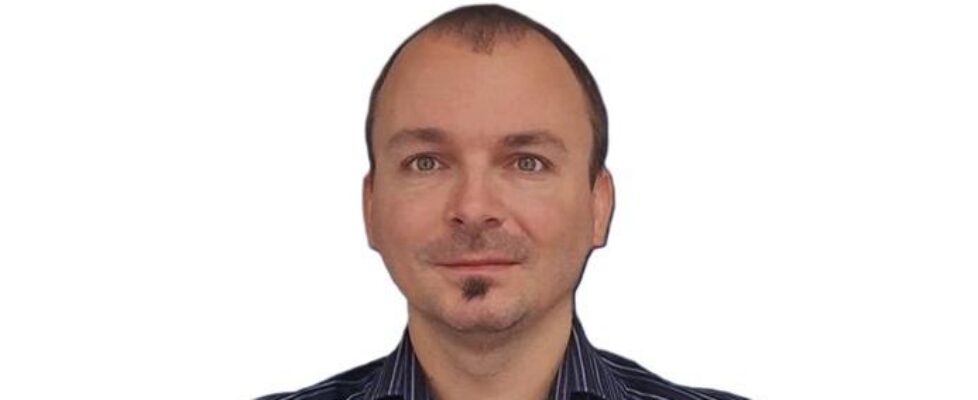 Arkadiusz Bujalski GenesisFX