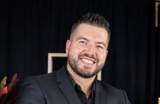 Francois du Plessis CFI