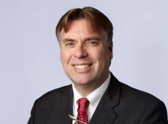 About_Team_Grp-Brd_John_WP_min