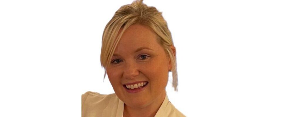 Victoria Mears Trading 212